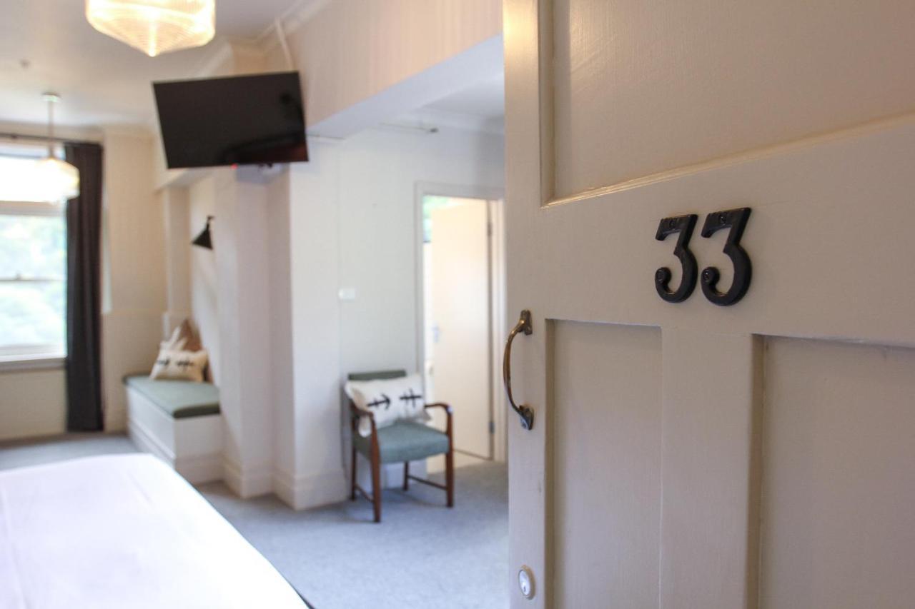 Alpine Hotel, Eat Drink Sleep 沃伯顿 外观 照片