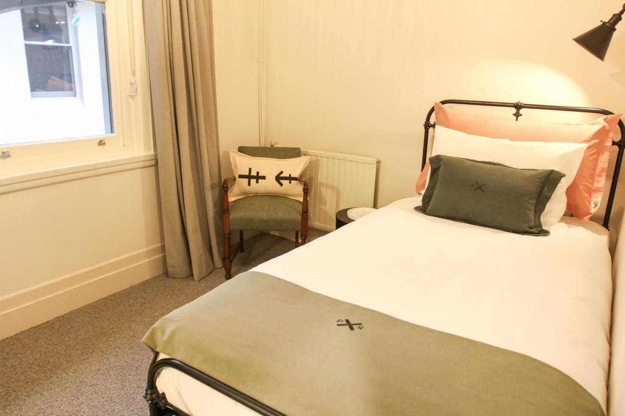 Alpine Hotel, Eat Drink Sleep 沃伯顿 外观 照片