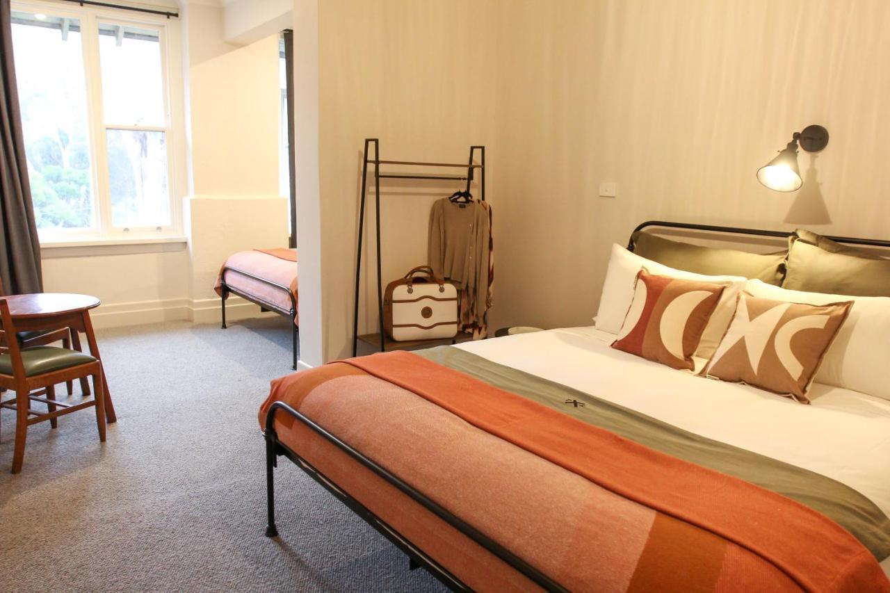 Alpine Hotel, Eat Drink Sleep 沃伯顿 外观 照片